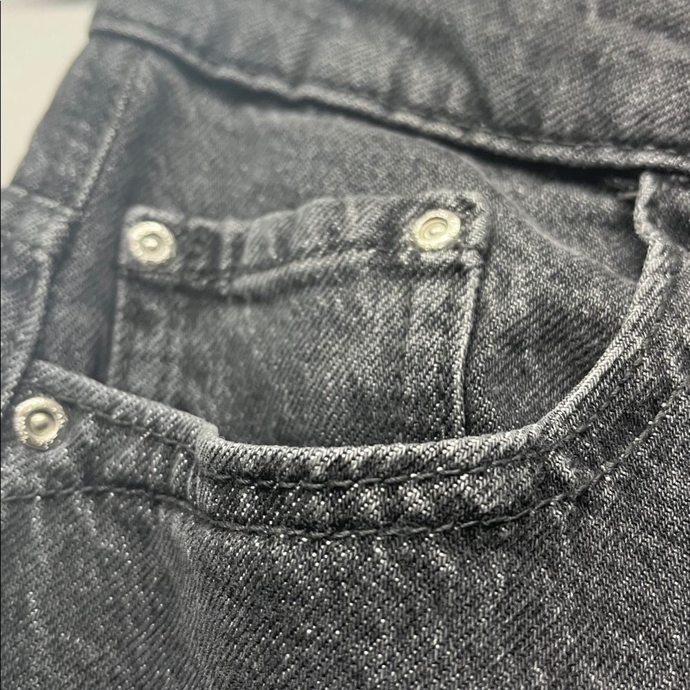 Zara women’s Jeans and FREE TOP - Picture 5 of 16
